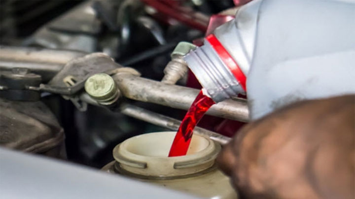 what color is transmission fluid