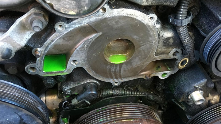 how to know if water pump is bad in car