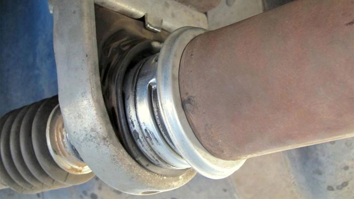 faulty drive shaft bearing