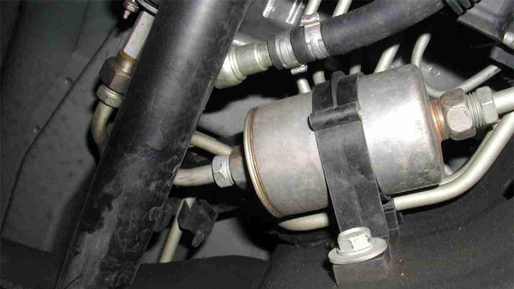 5 Symptoms of a Bad or Clogged Fuel Filter (and Replacement Cost)