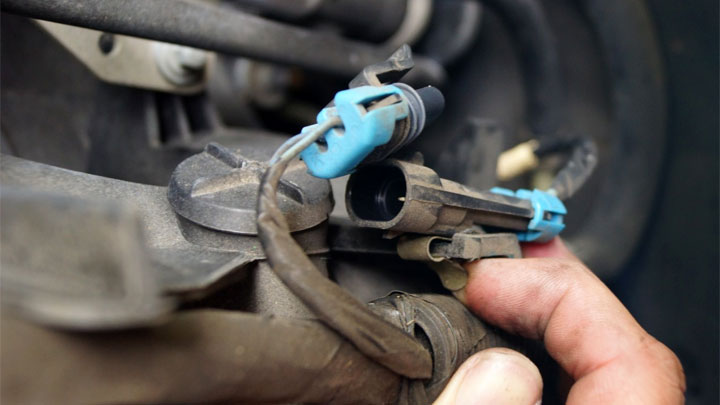 Can a Knock Sensor Cause Transmission Problems 