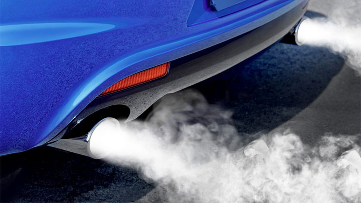 White smoke exhaust pipe