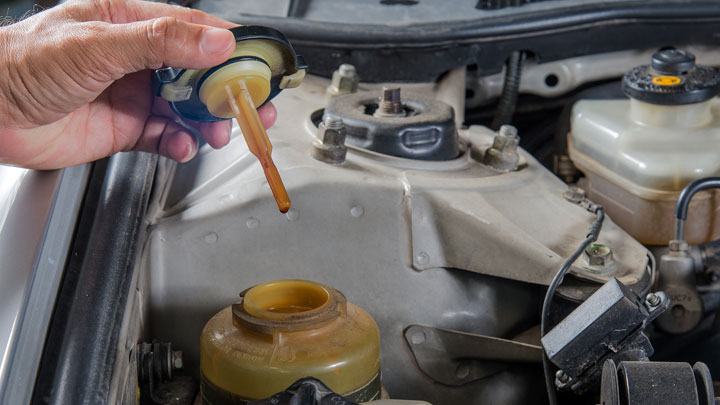 Running out of oil in the steering wheel reservoir