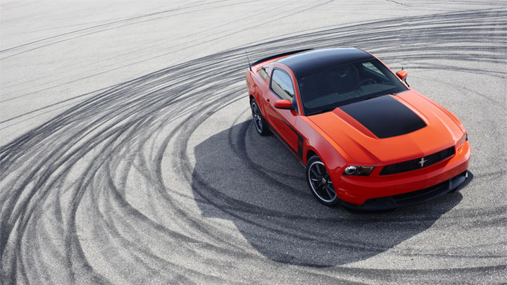 Mustang doing donuts