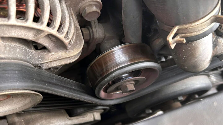 bad serpentine belt tensioner