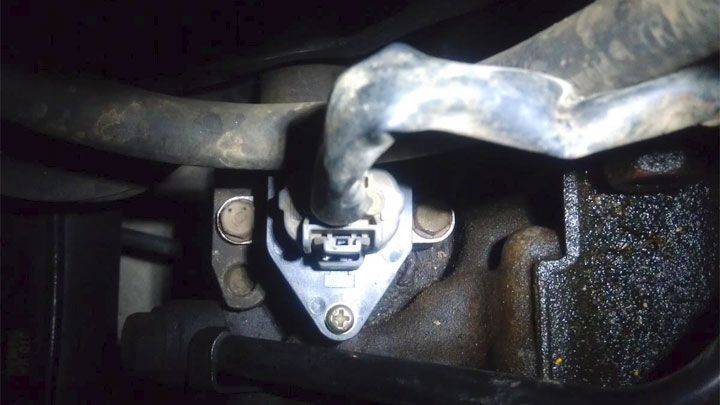 5 Symptoms of a Bad Transmission Speed Sensor (and Replacement Cost)