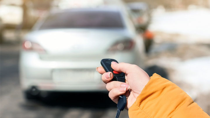 la alarma del coche sigue sonando