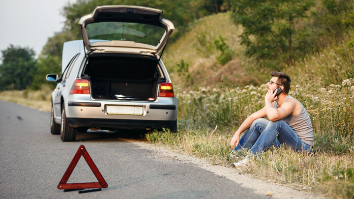 what does it mean when your car shuts off while idling