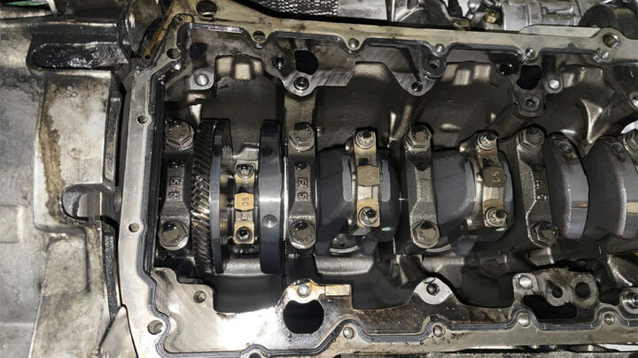 engine crankshaft