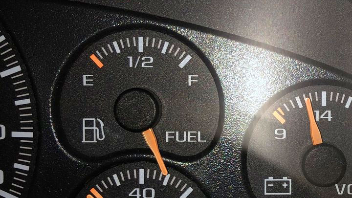 fuel gauge reading incorrectly