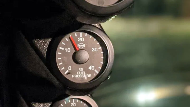 fuel pressure gauge