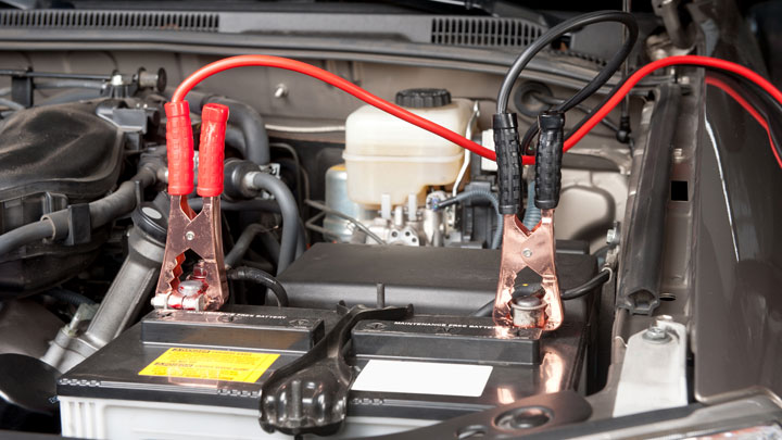 charging car battery with battery charger