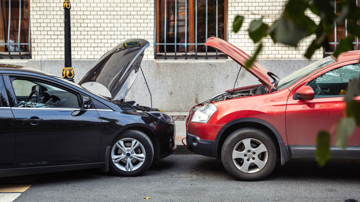 recharge car battery with another car