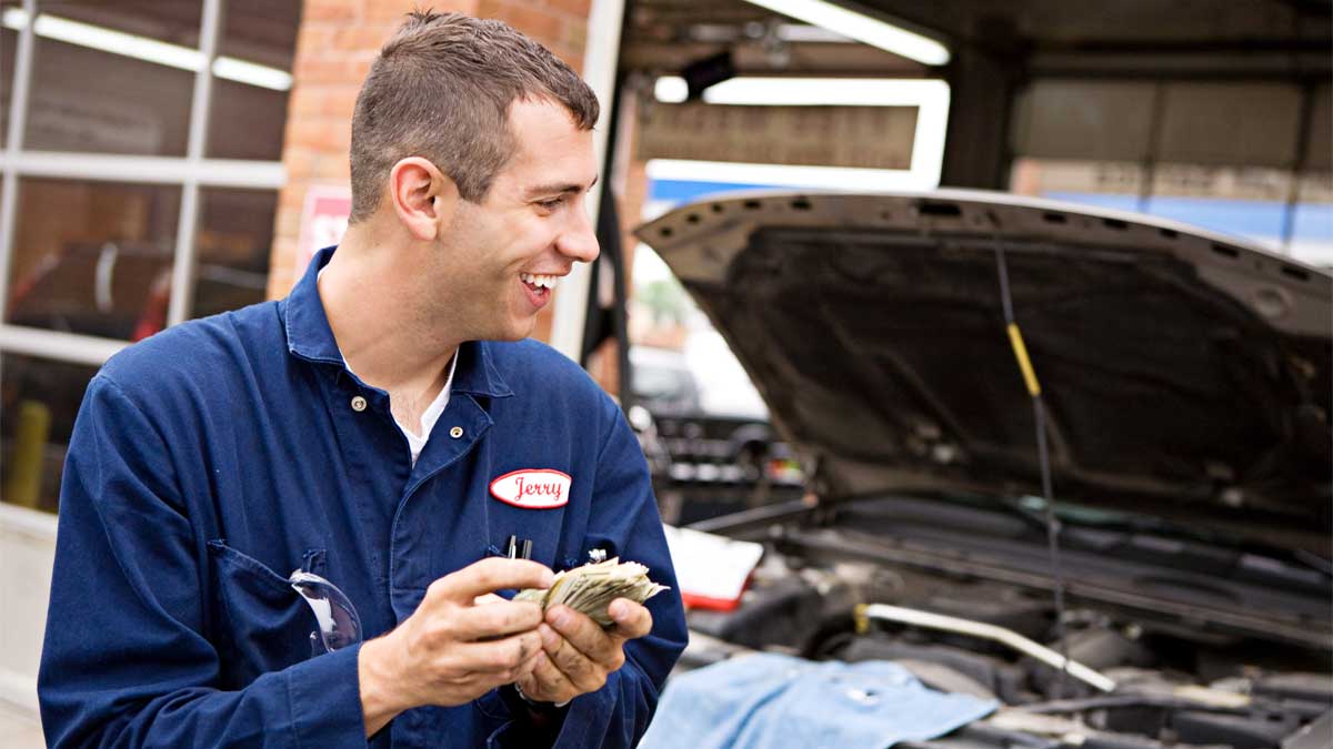 20 Tips to Prevent a Shady Mechanic From Taking Advantage of You
