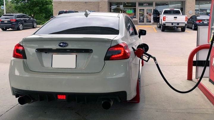 subaru getting gas