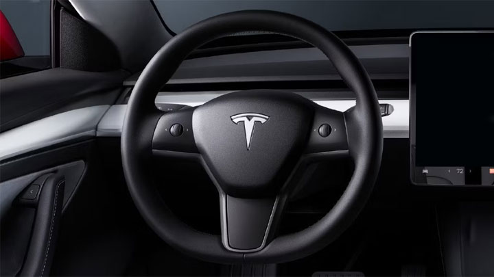 vegan leather steering wheel