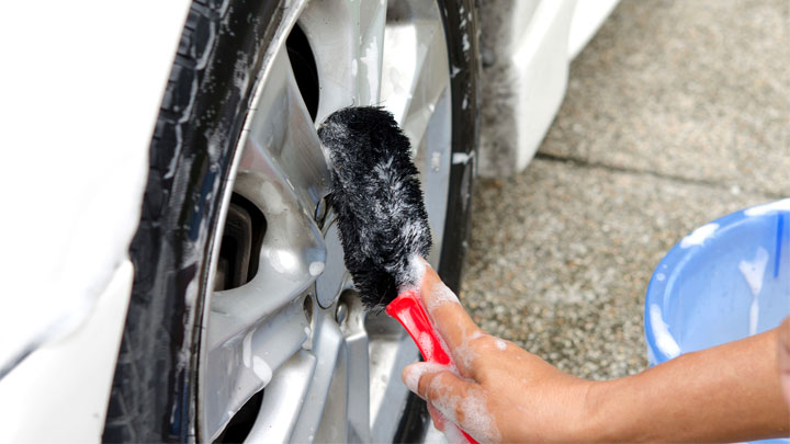 washing car wheel