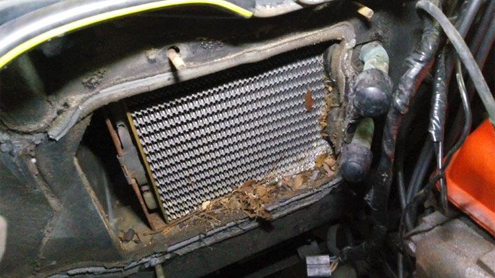 3 Clogged Heater Core Symptoms (Flush and Replacement Cost)