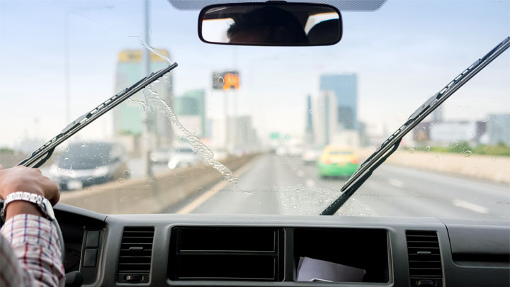 4 Reasons Windshield Wipers Are Not Returning to the Rest Position